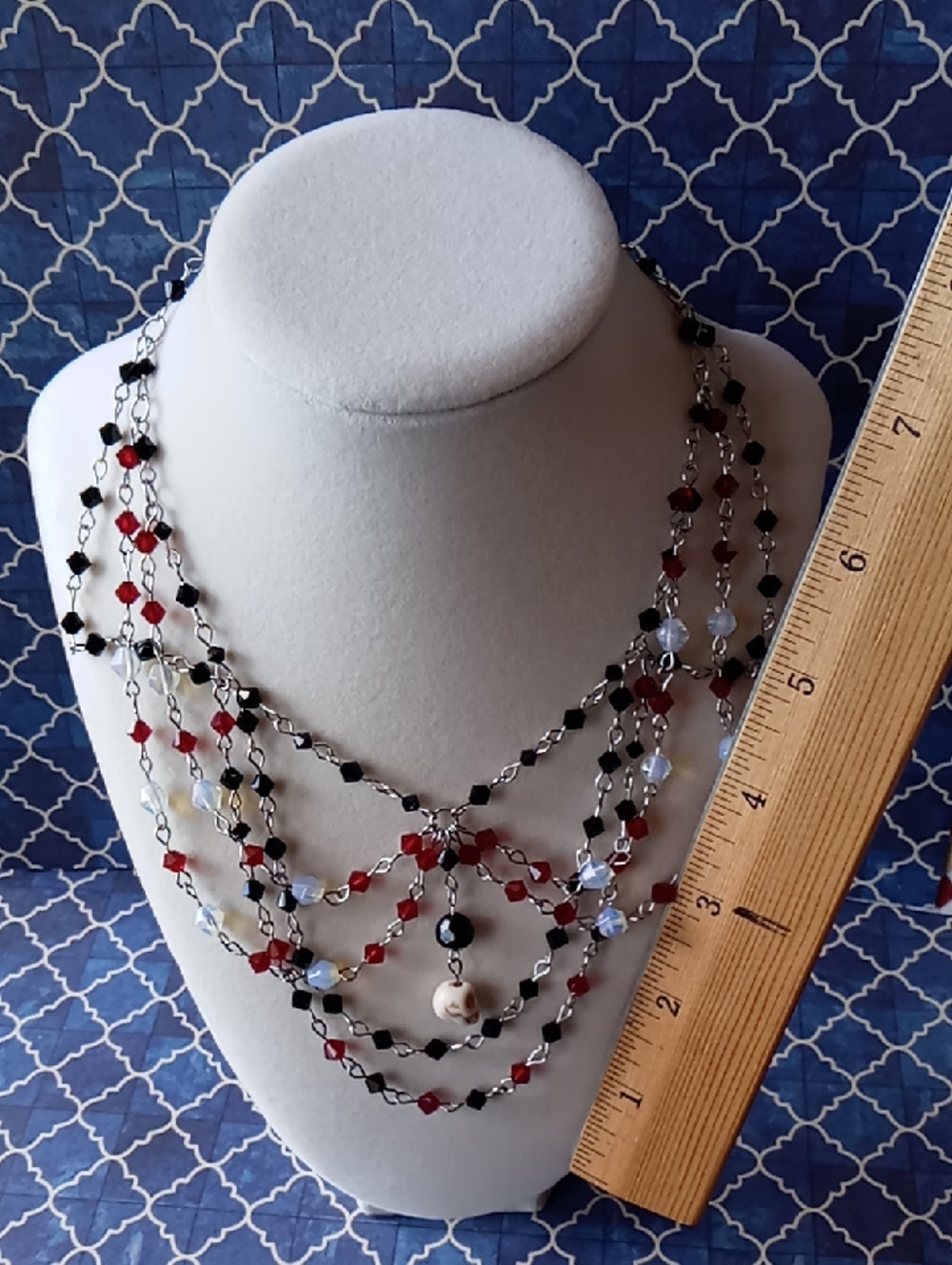 "Gothic Mansion" Necklace - Picture 4 of 6